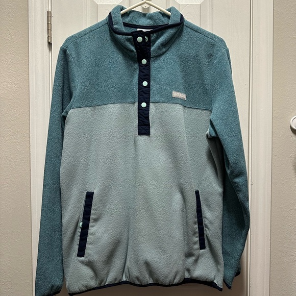 Columbia Pullover Button Up - Picture 1 of 3
